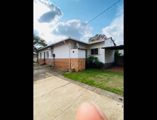 3 BEDROOM PROPERTY TO RENT IN PRIMROSE EAST